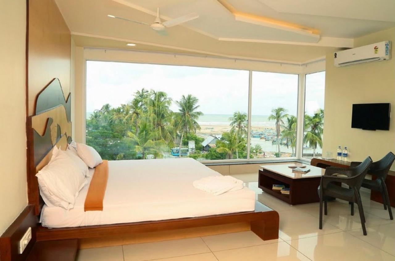 Annai In Saravana Bhavan Fine Stay And Restaurant Velankanni Exterior photo